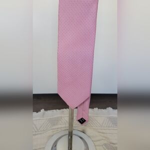 Pink‎ and Blue Polka Dot Tie